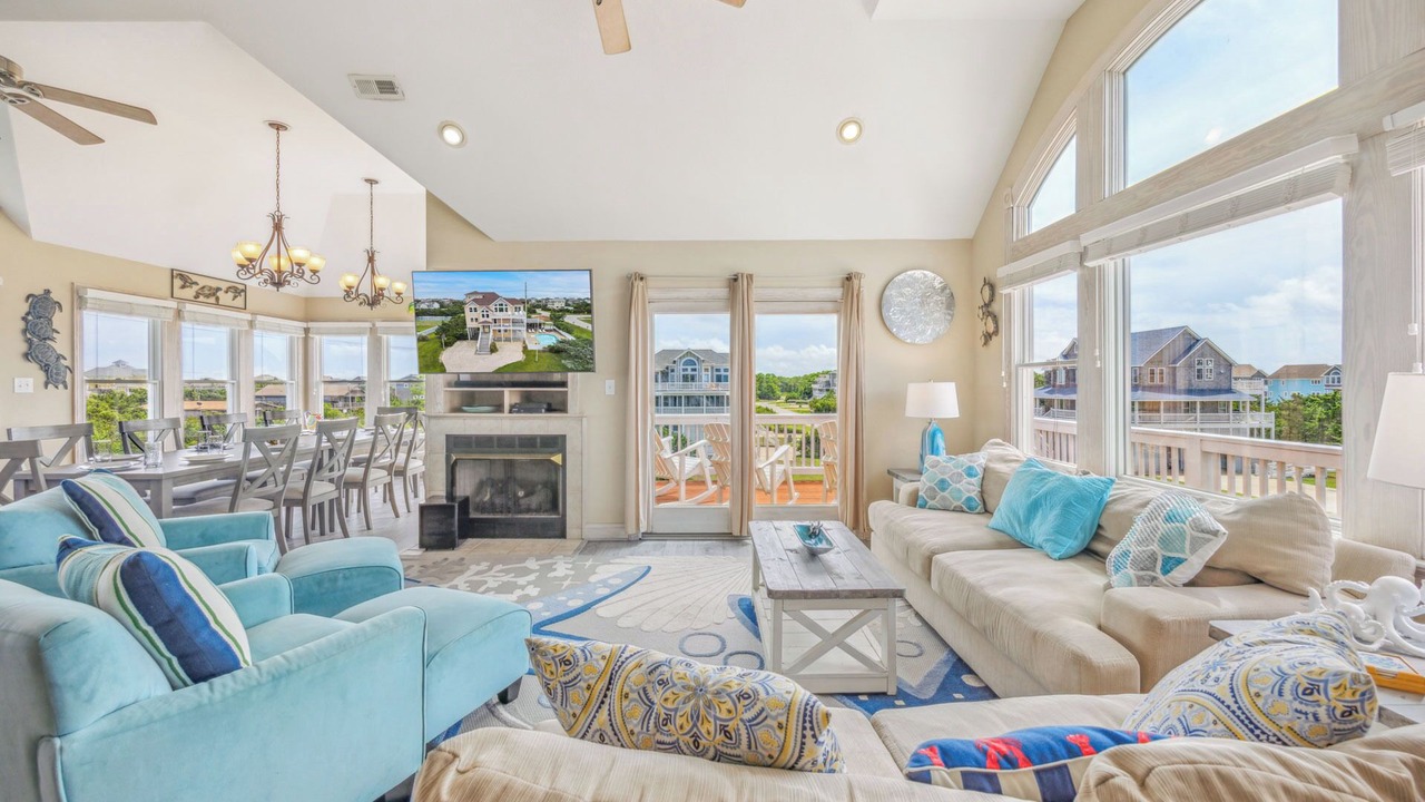 Photo of Bedroom in Wind Over Waves