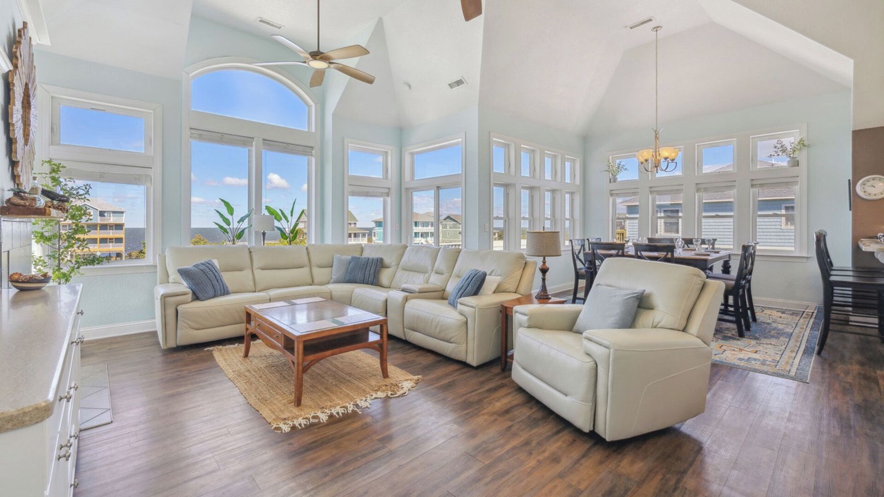 Photo of Bedroom in Wind Over Waves