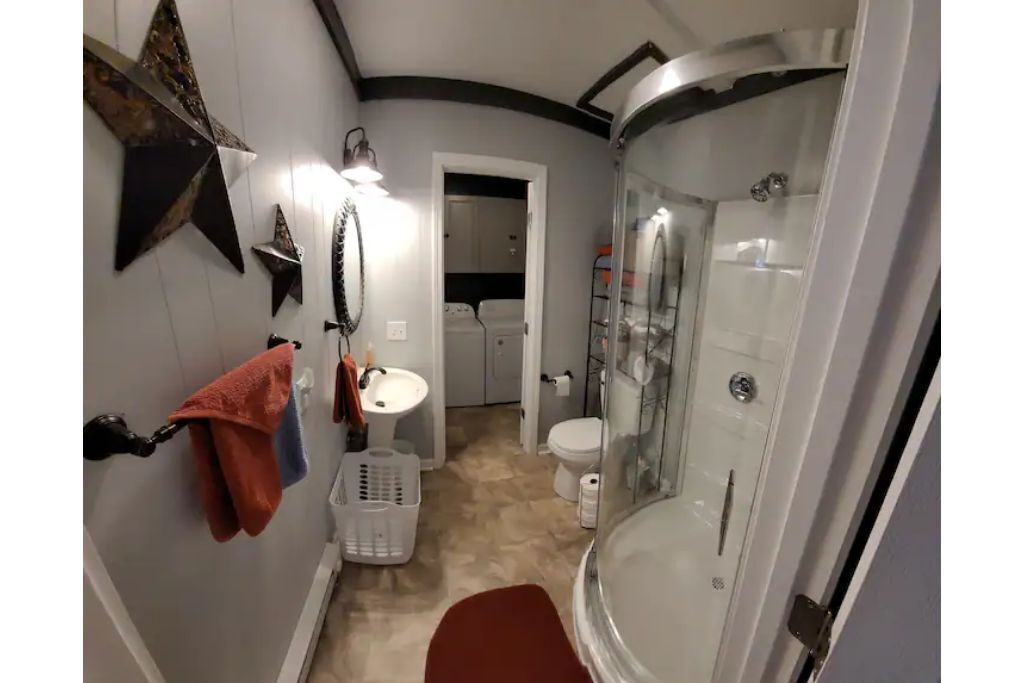 Photo of Bathroom in Pipestem