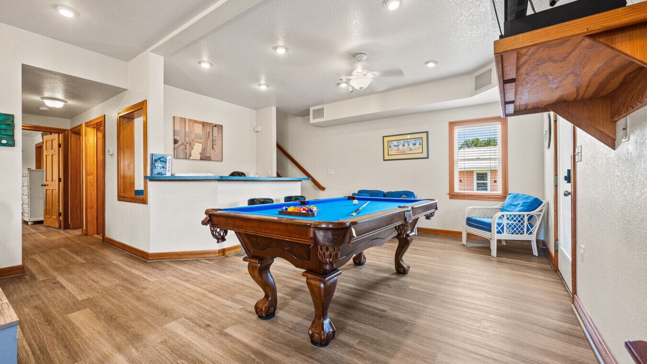 Photo of Bedroom in Waves