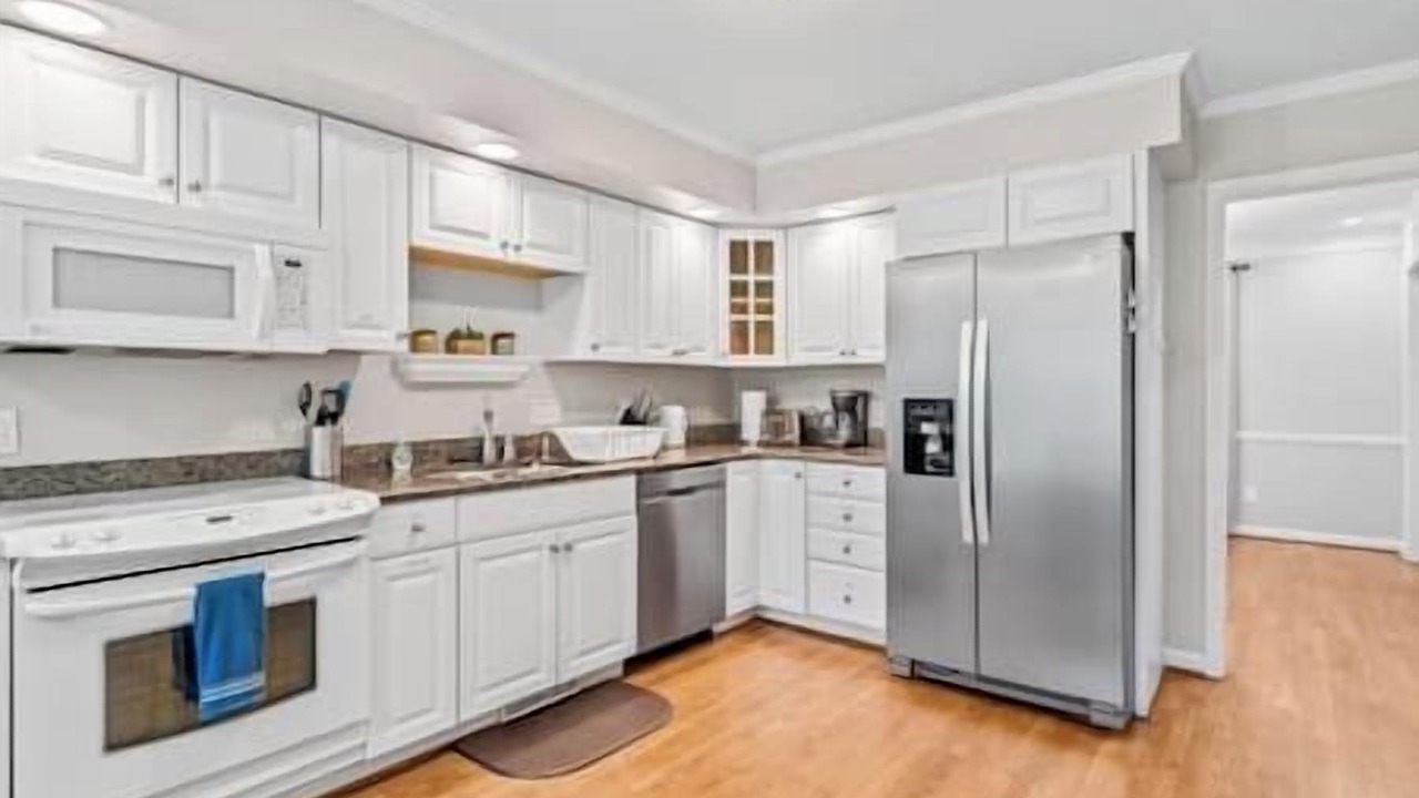 Photo of Kitchen in Elon