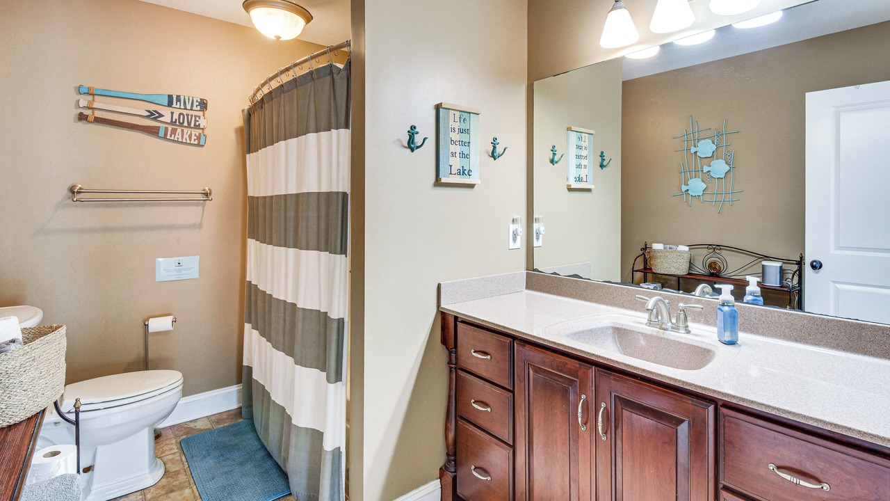 Photo of Bathroom in Lake Secession