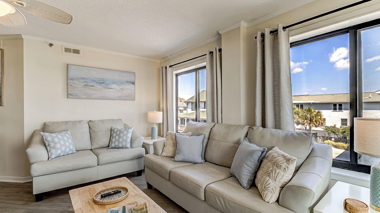 Photo of Livingroom in Wrightsville Beach