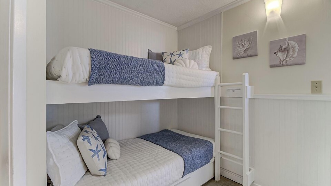 Photo of Bedroom in Wrightsville Beach