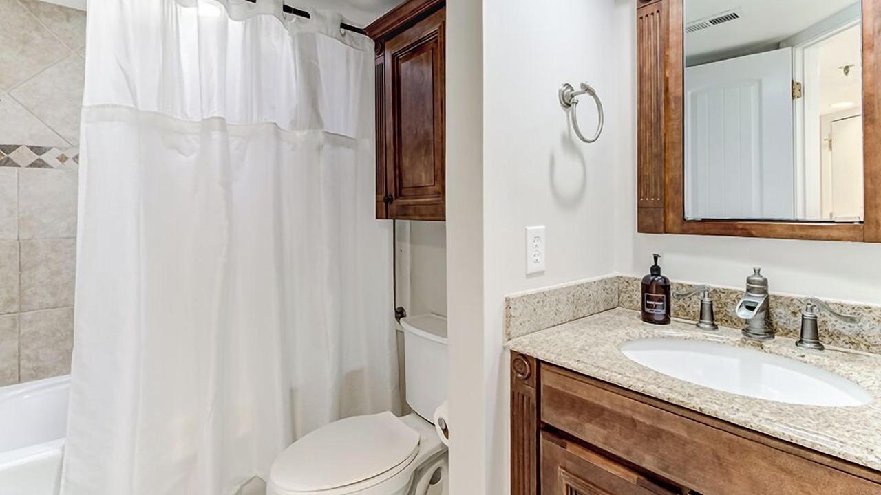 Photo of Bathroom in Wrightsville Beach