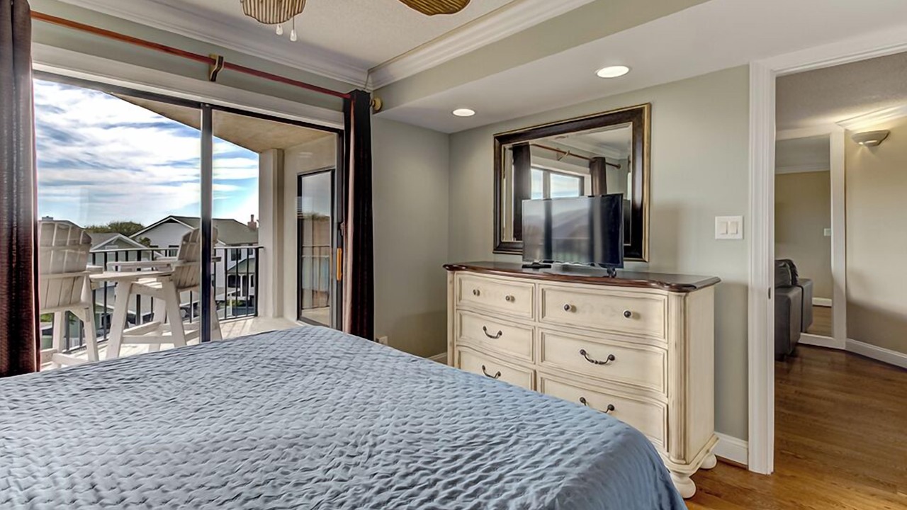 Photo of Bedroom in Wrightsville Beach