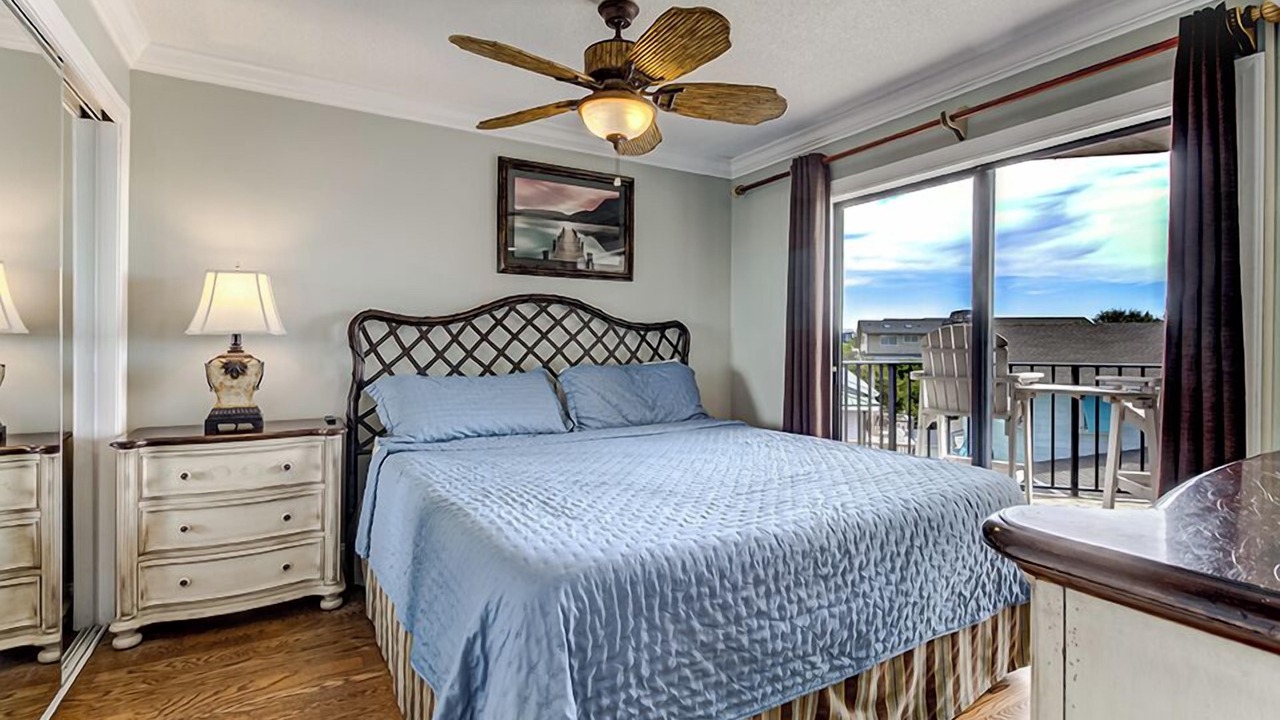 Photo of Bedroom in Wrightsville Beach
