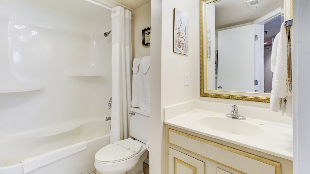 Photo of Bathroom in Wrightsville Beach