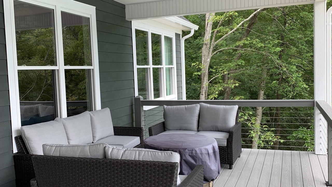 Photo of Patio Balcony in Big Creek
