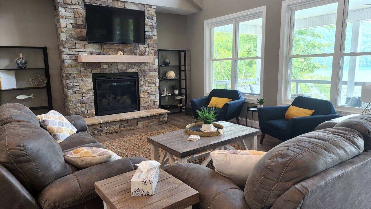 Photo of Livingroom in Big Creek