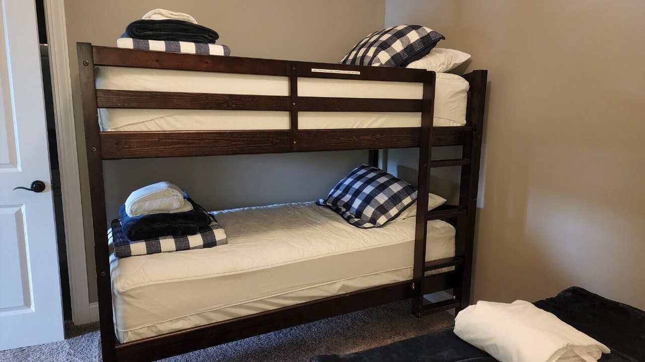 Photo of Bedroom in Big Creek