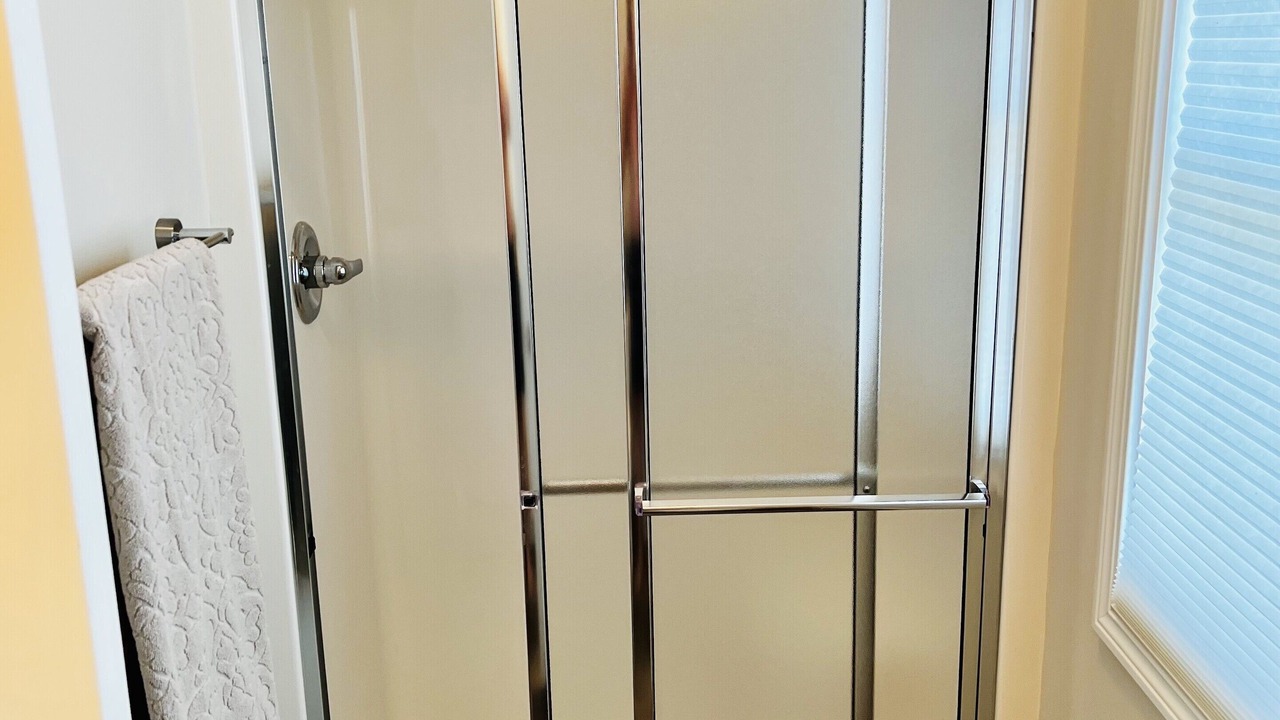 Photo of Bathroom in La Follette