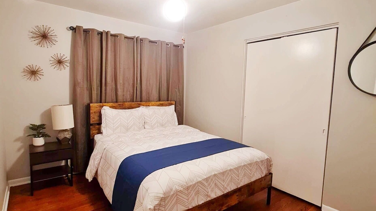Photo of Bedroom in Munster