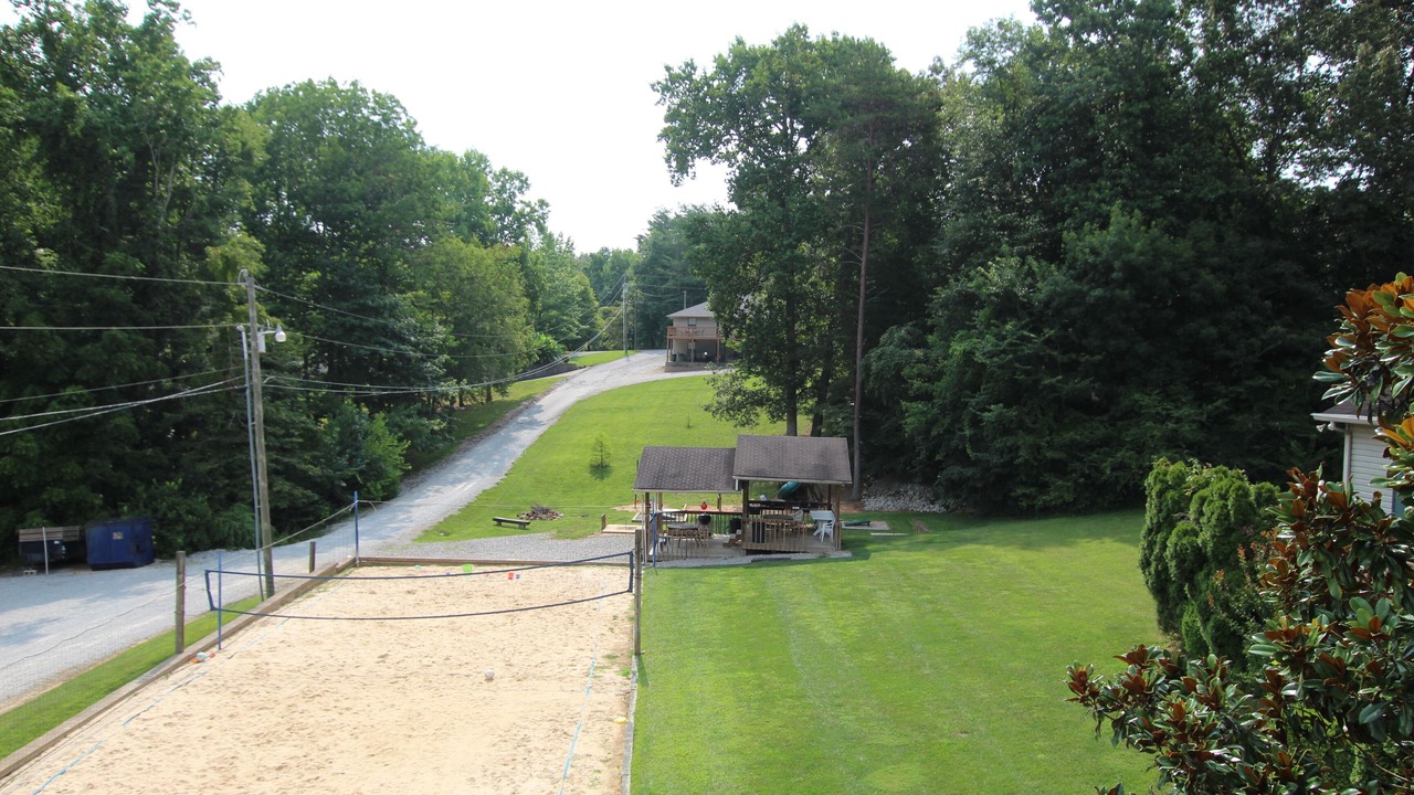 Photo of Others in Monticello