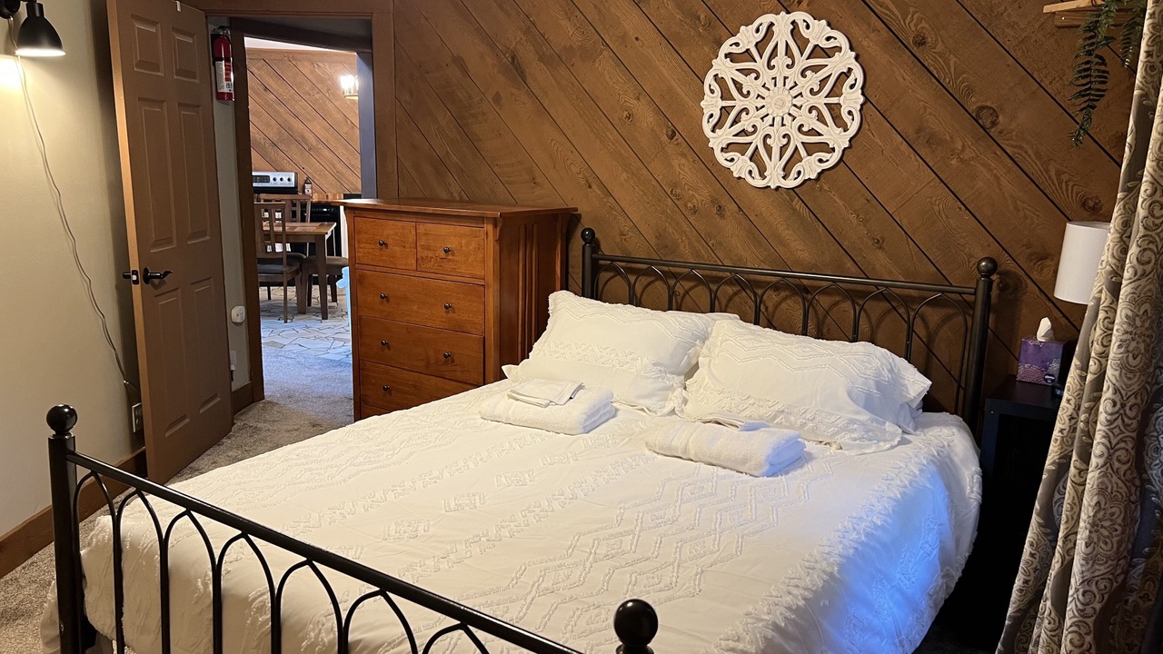 Photo of Bedroom in Monticello
