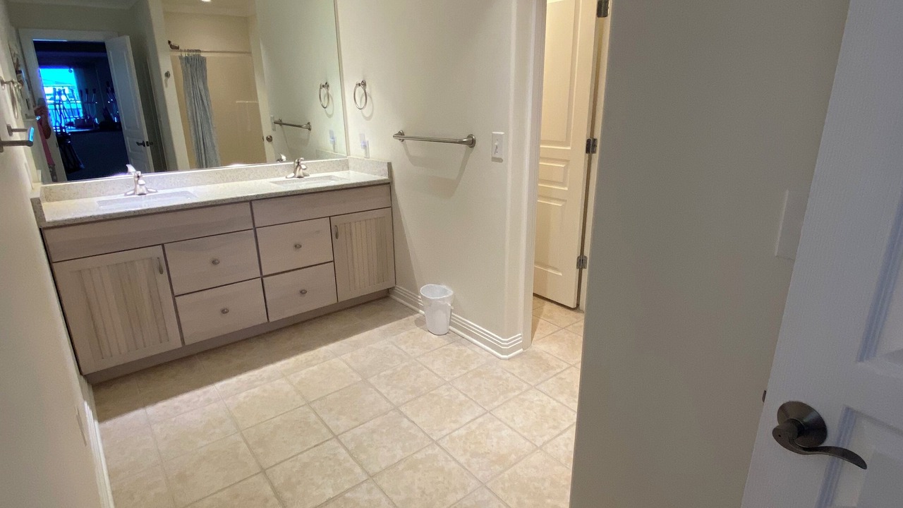 Photo of Bathroom in Sandbridge