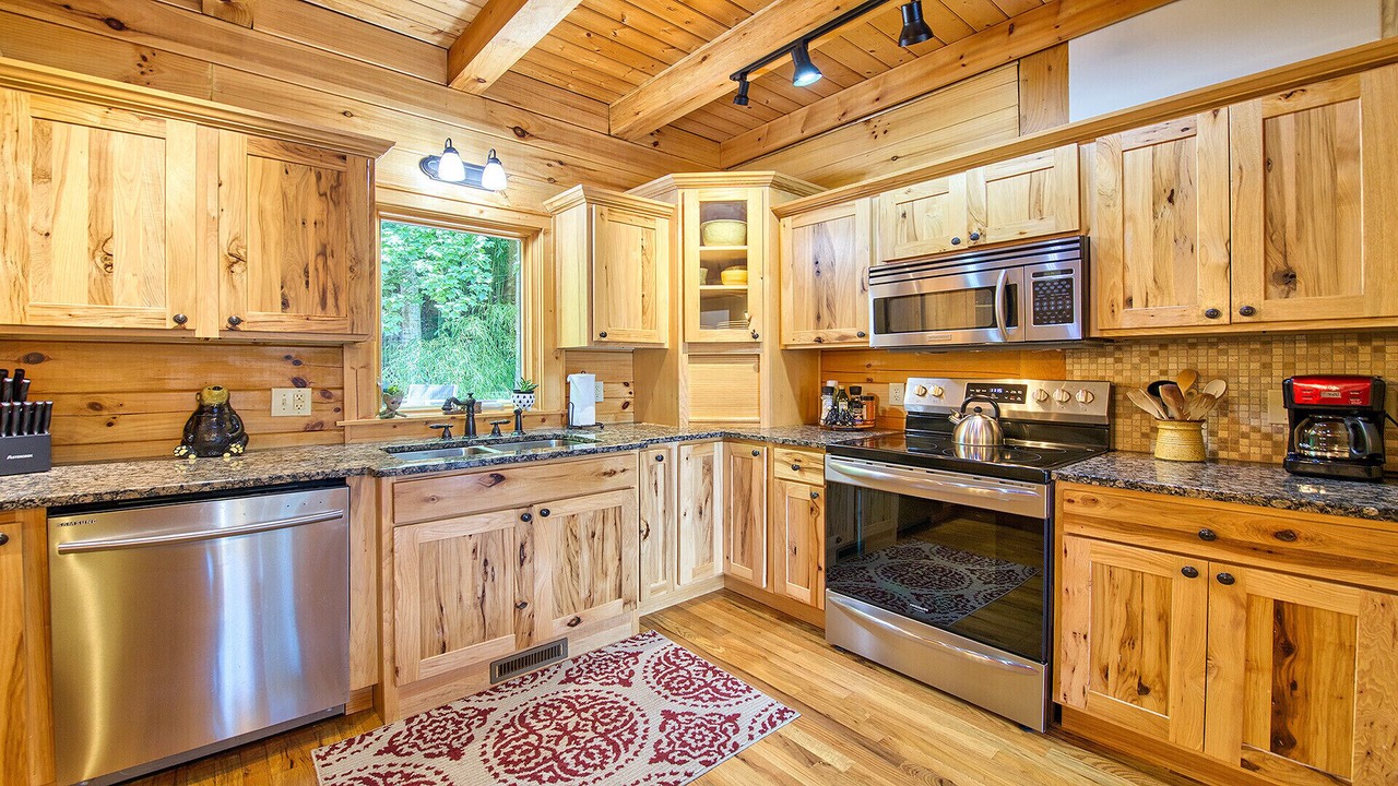 Photo of Kitchen in Maggie Valley