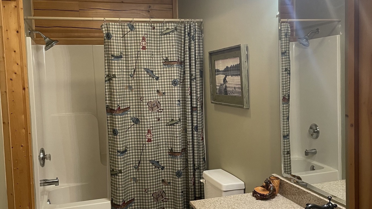 Photo of Bathroom in Maggie Valley