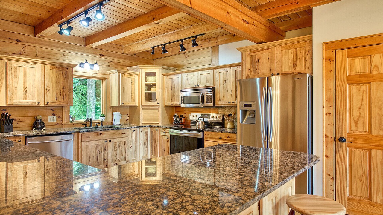 Photo of Kitchen in Maggie Valley