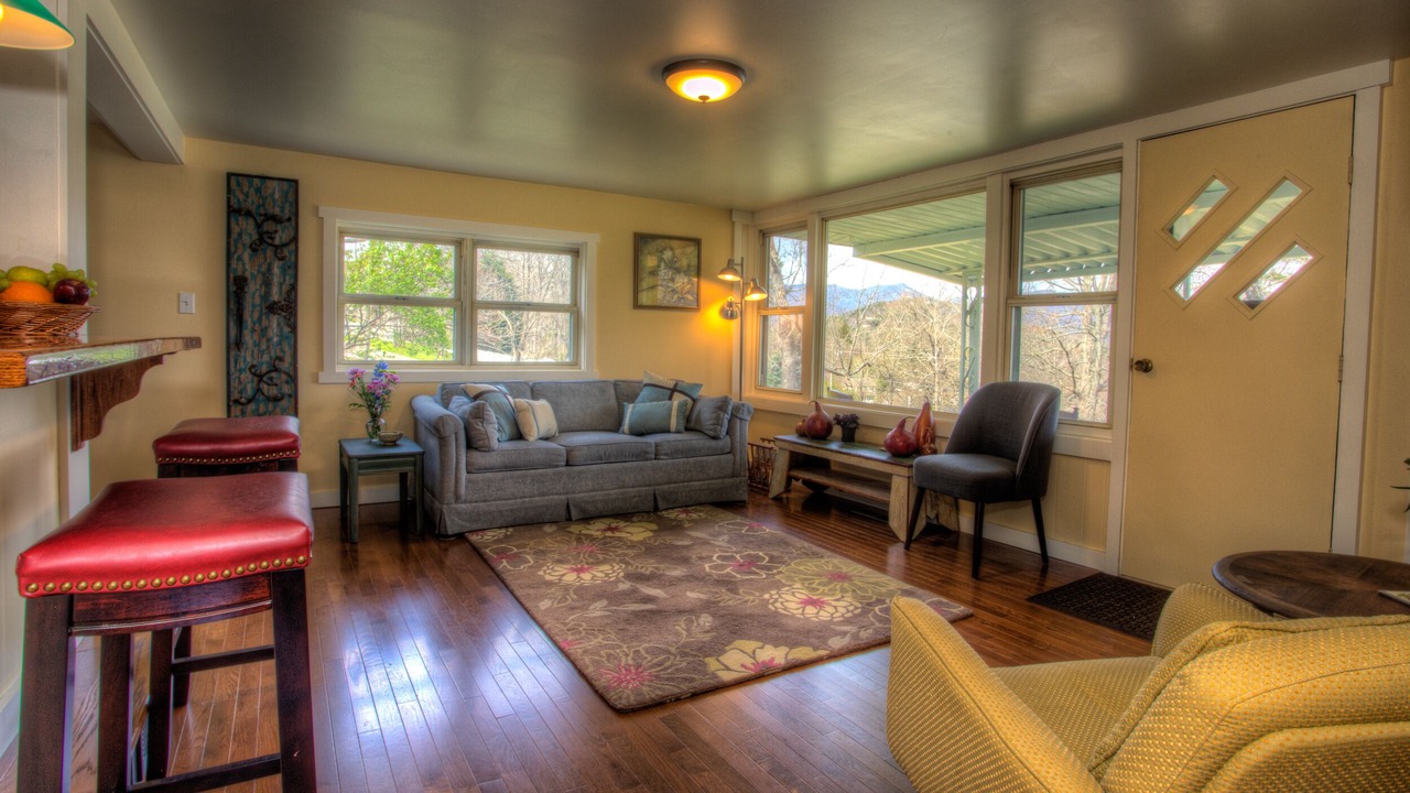 Photo of Bedroom in Asheville