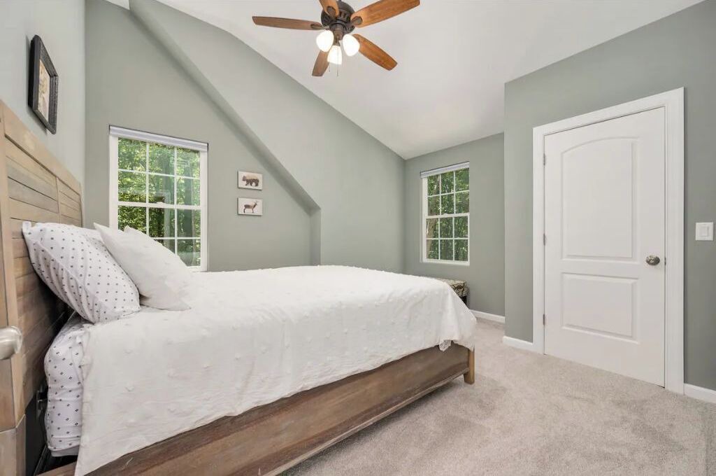 Photo of Bedroom in Cooleys Rift