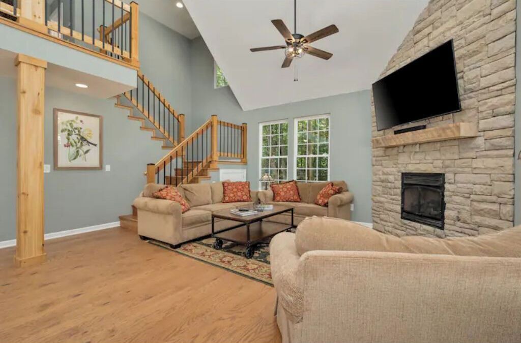 Photo of Livingroom in Cooleys Rift