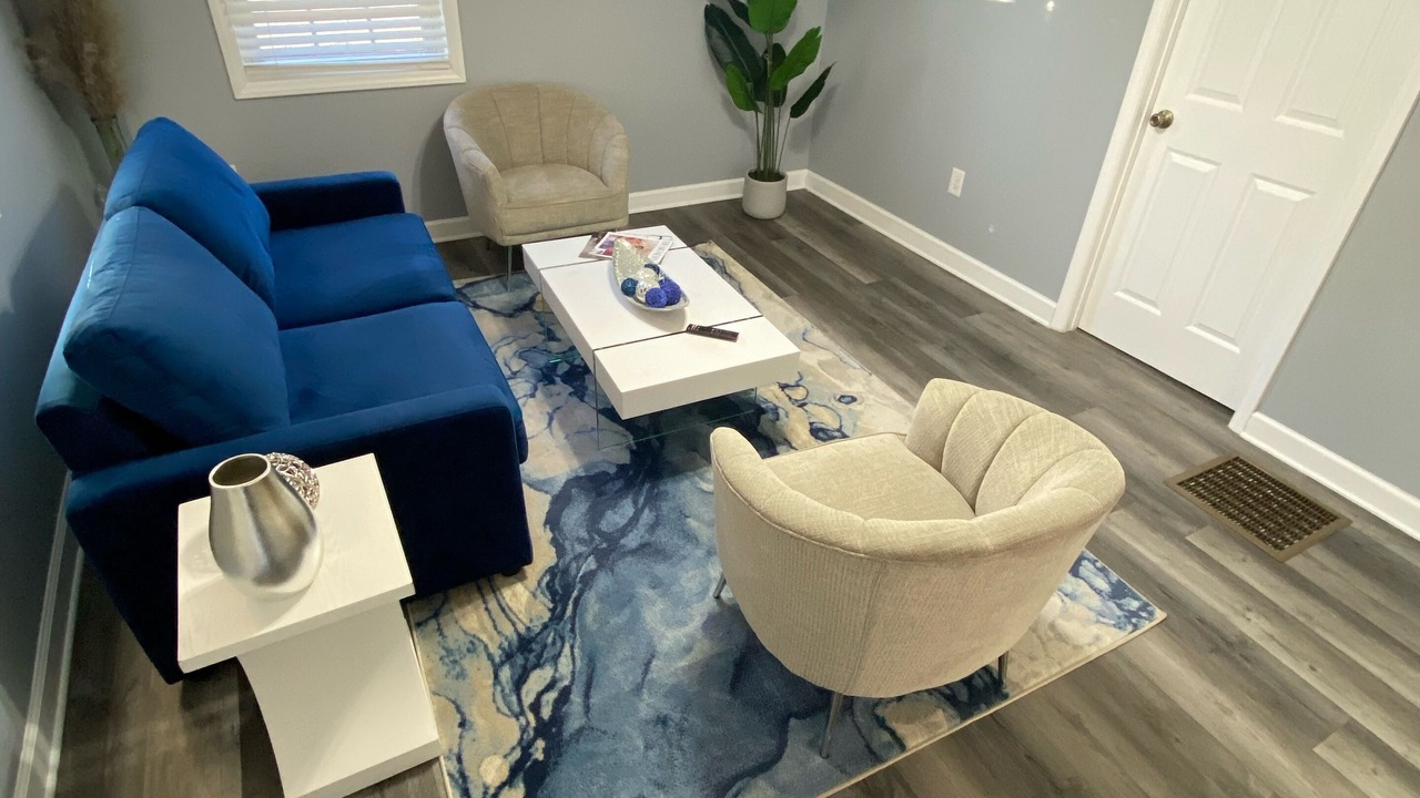 Photo of Livingroom in New Irving Park