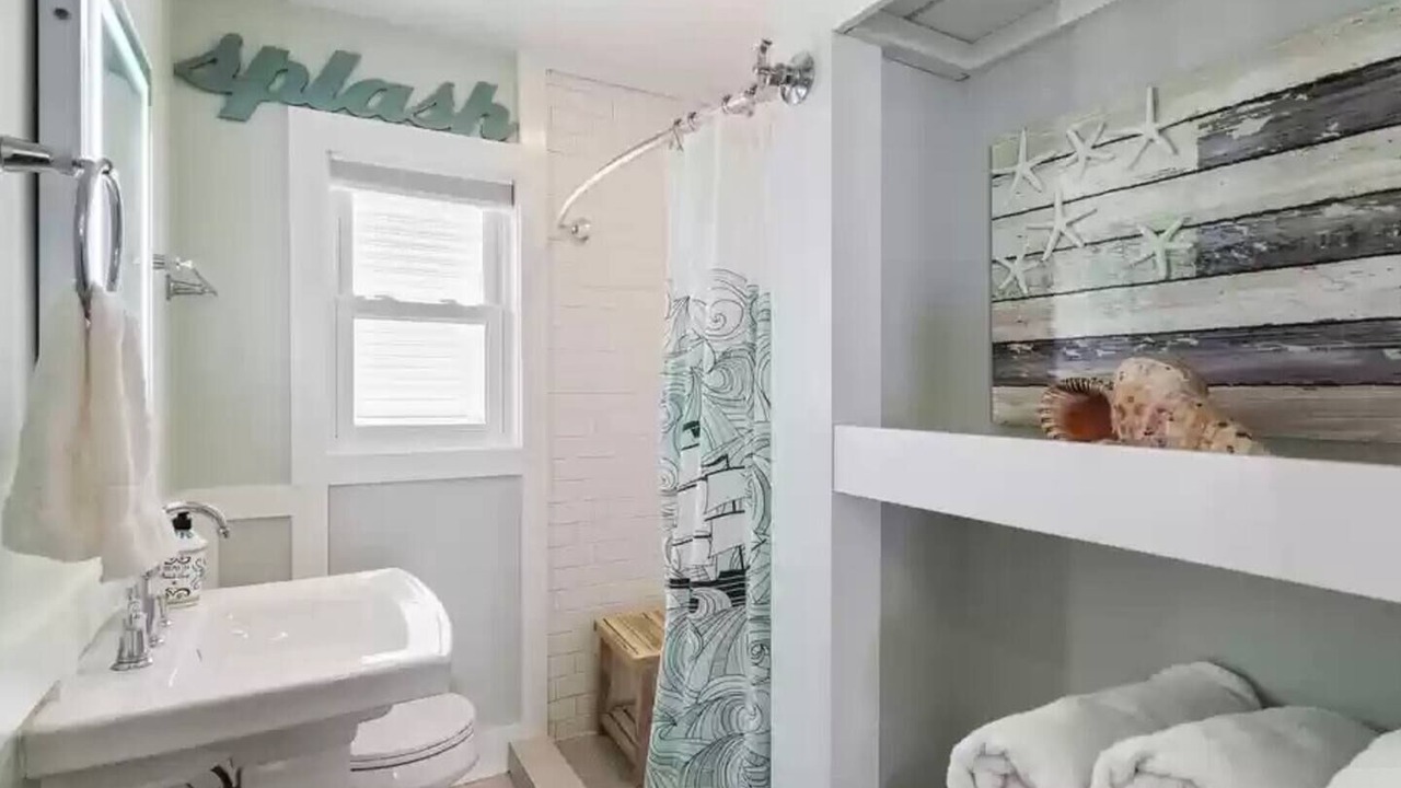 Photo of Bathroom in Oak Island