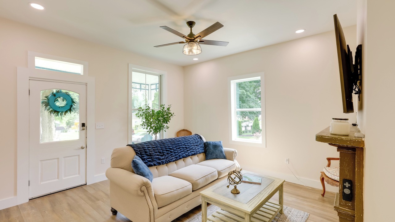 Photo of Livingroom in Madison