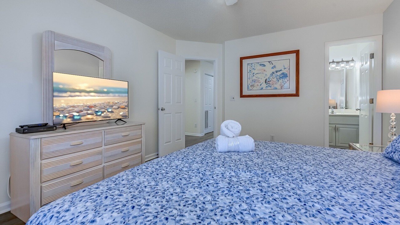 Photo of Bedroom in Ocean Isle Beach