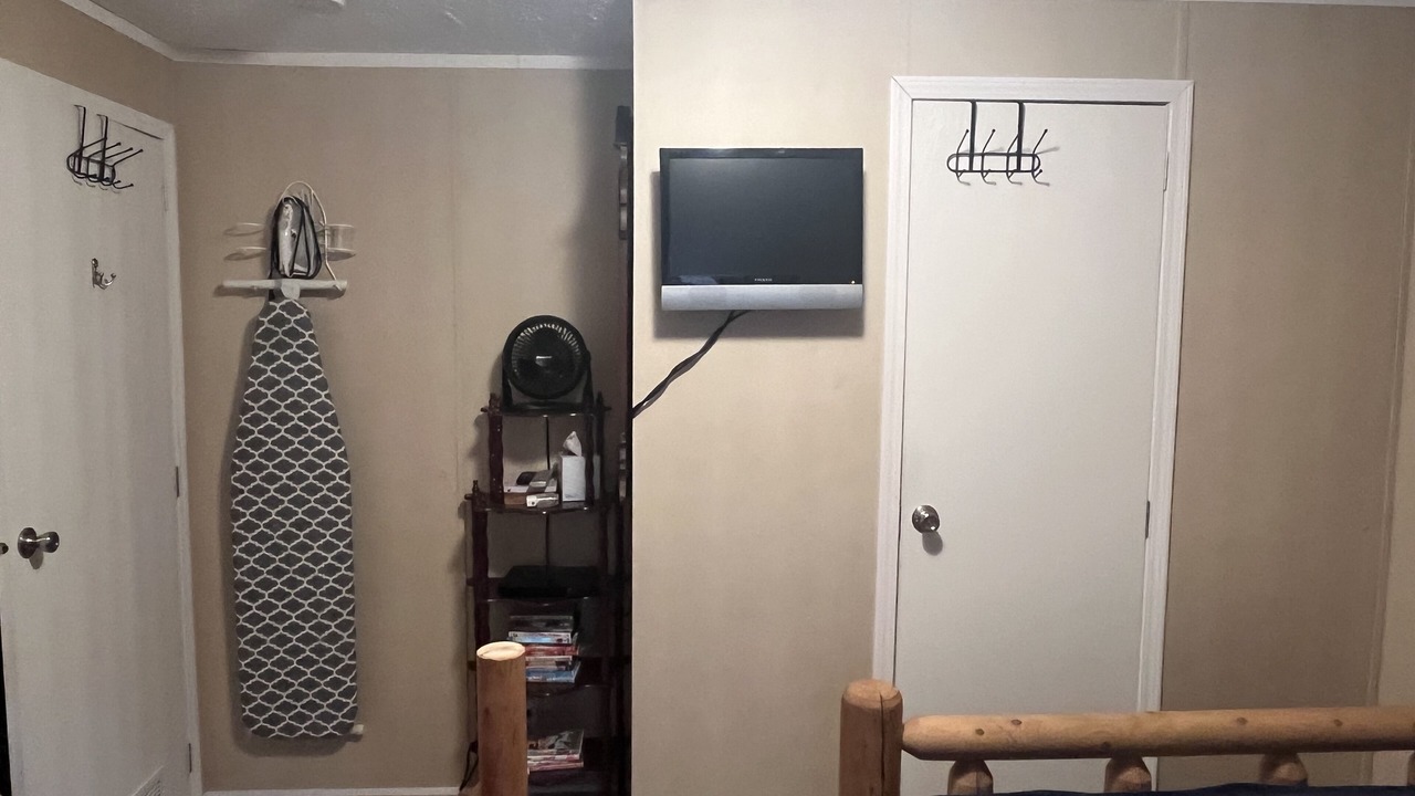 Photo of Bedroom in Newcomb