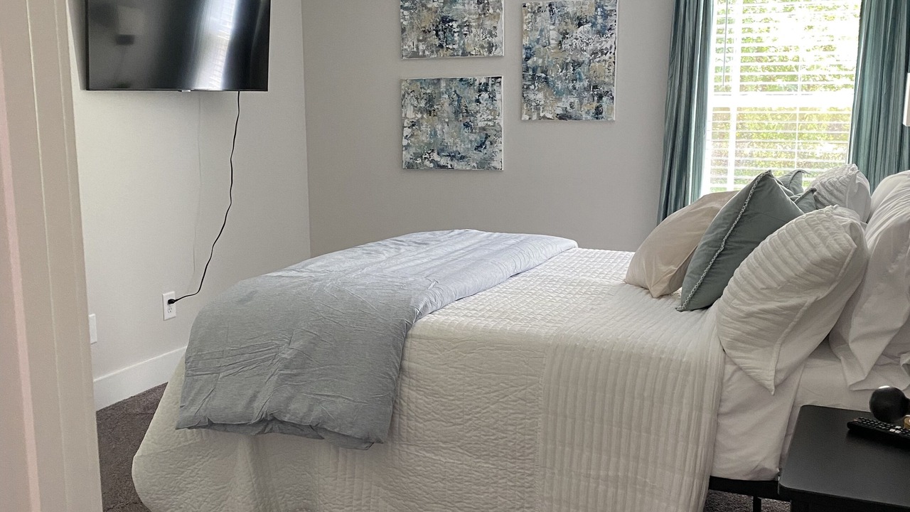 Photo of Bedroom in Lyman