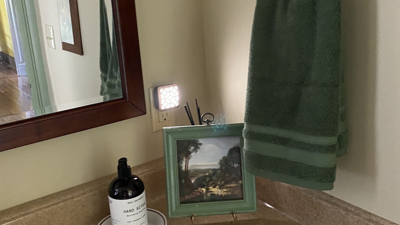 Photo of Bathroom in Shelbyville