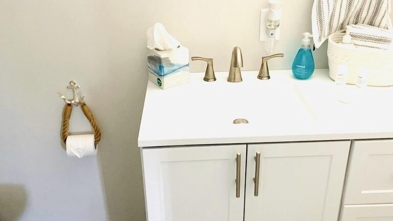 Photo of Bathroom in Deltaville