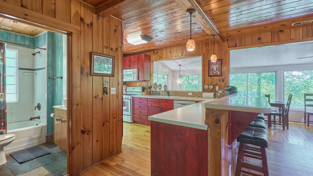 Photo of Bathroom in Sunset Cove