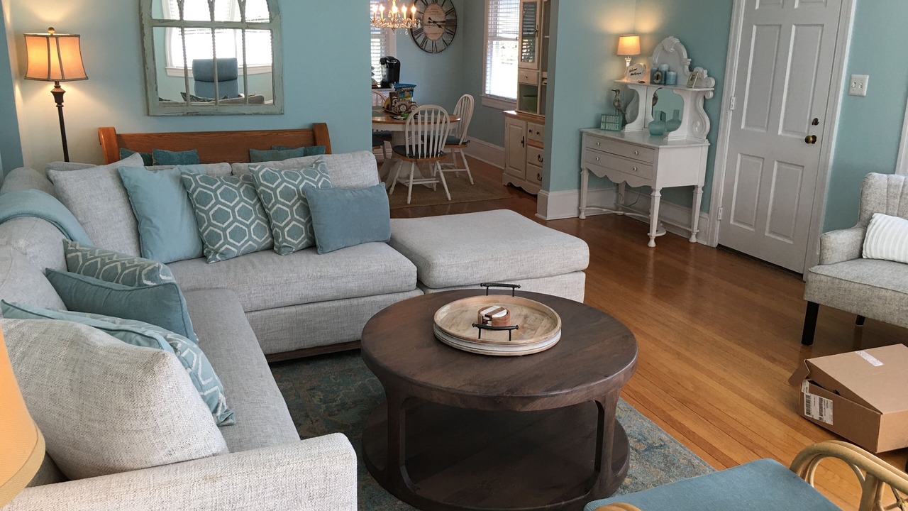Photo of Livingroom in South Harbor Island