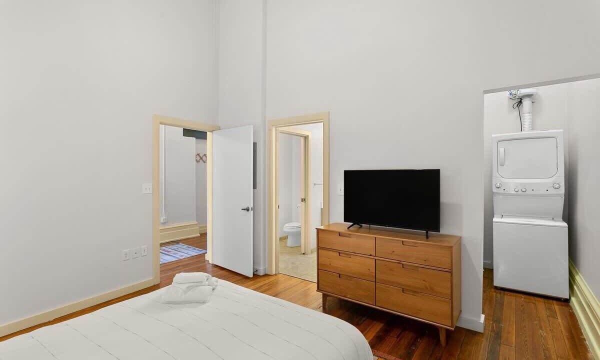 Photo of Bedroom in Downtown Louisville