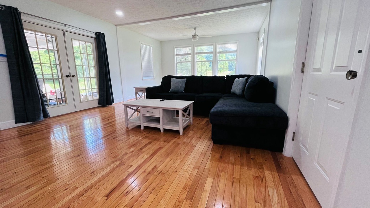 Photo of Bedroom in Wears Valley