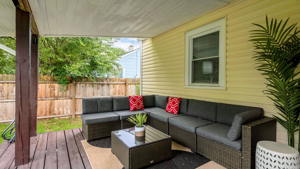 Photo of Patio Balcony in Bayview