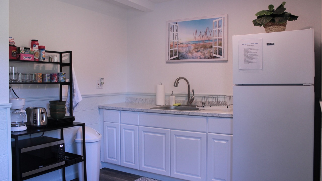 Photo of Kitchen in Waves