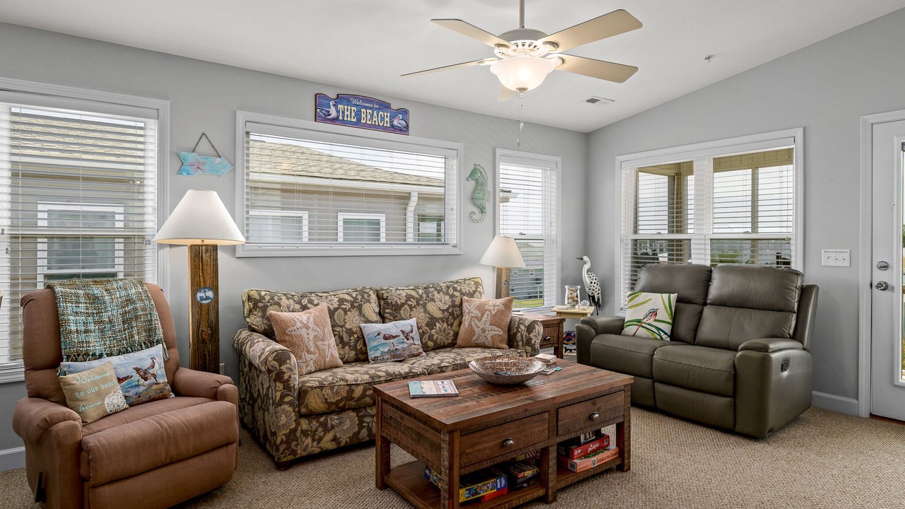 Photo of Livingroom in Sunset Beach