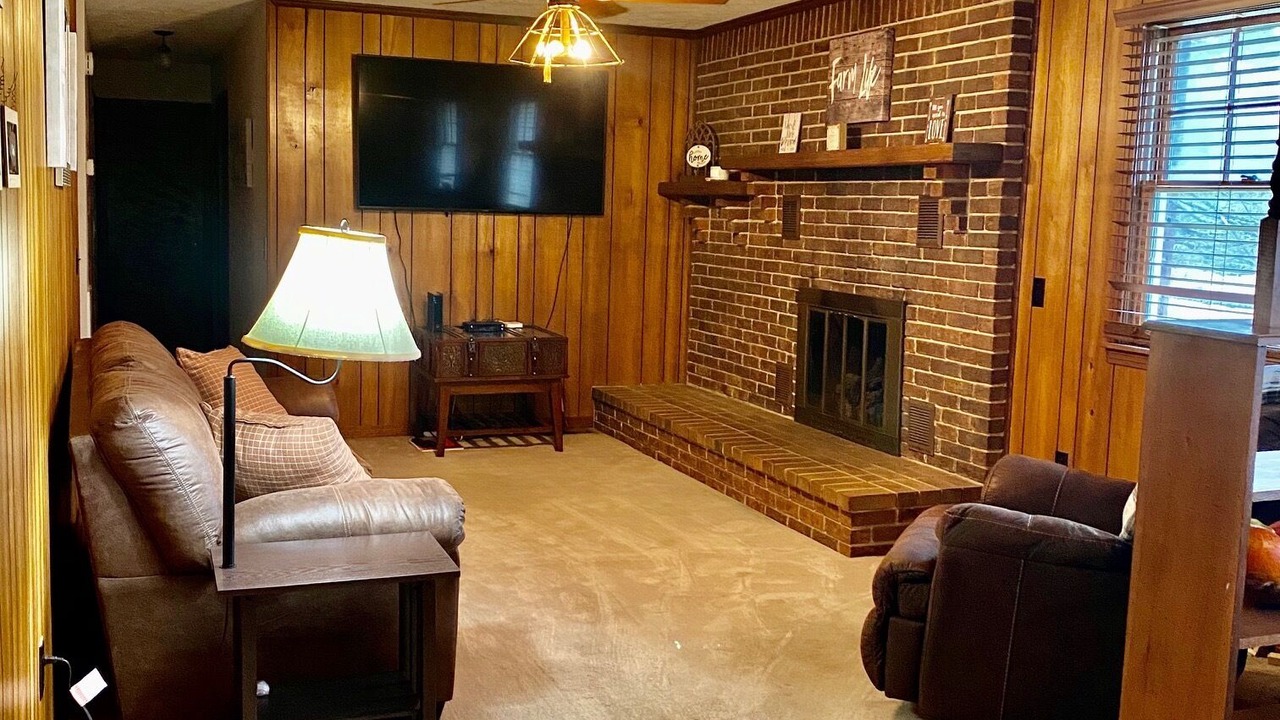 Photo of Livingroom in Cookeville