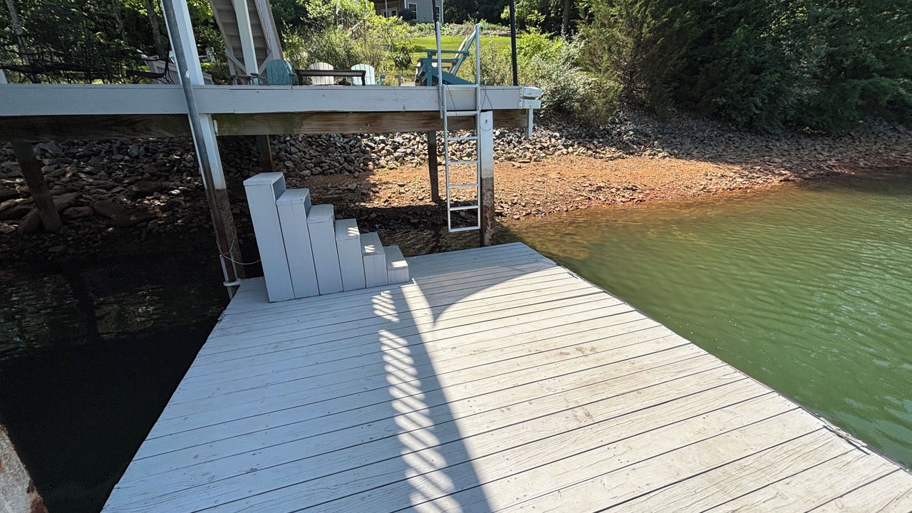 Photo of Outdoor in Moneta