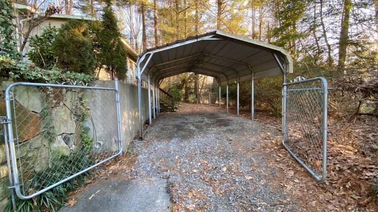 Photo of Others in Penrose