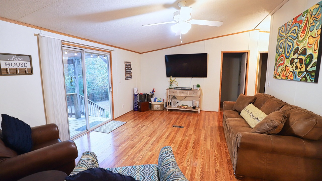Photo of Livingroom in Gilbertsville