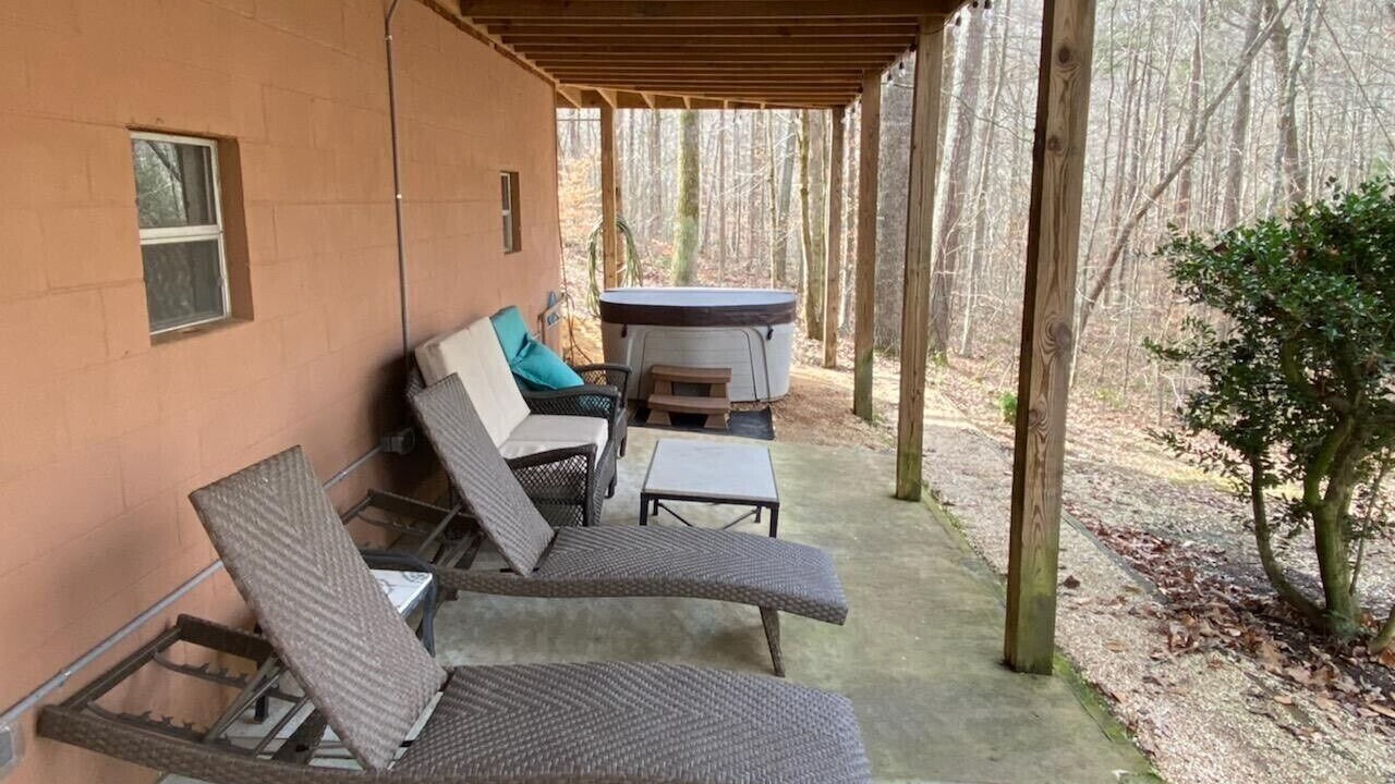 Photo of Patio Balcony in Jamestown
