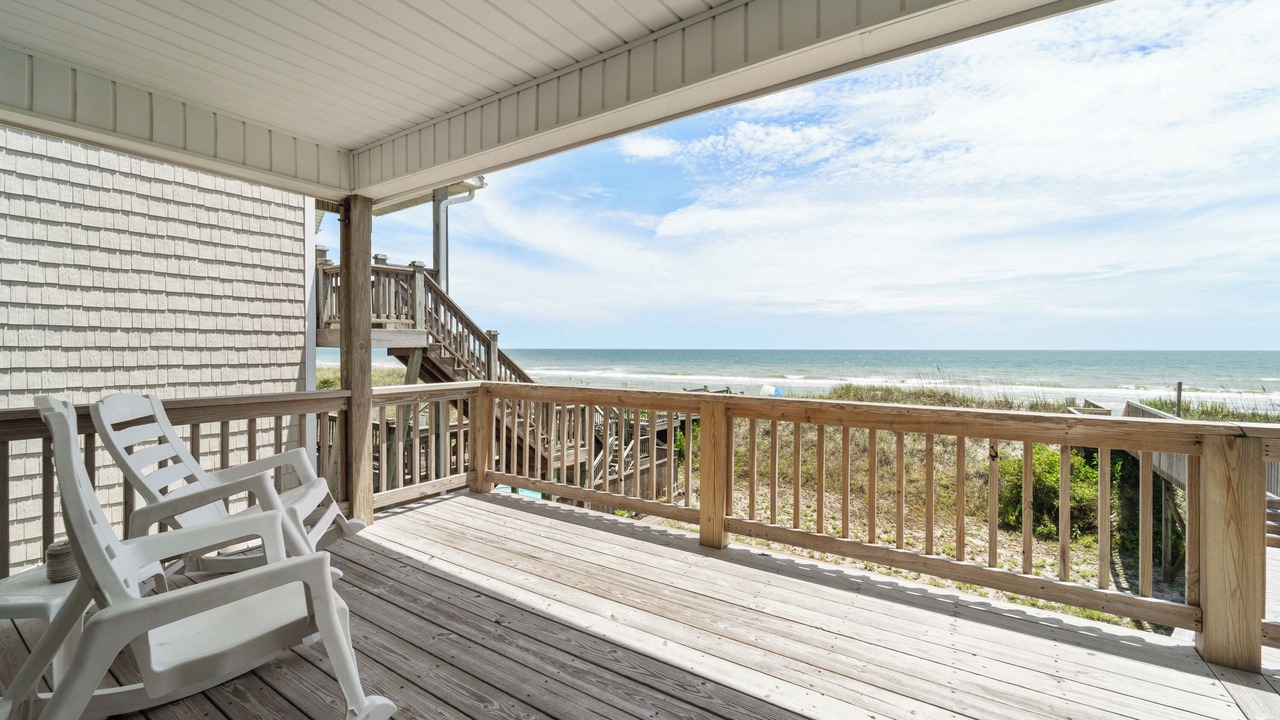 Photo of Patio Balcony in North Topsail Beach