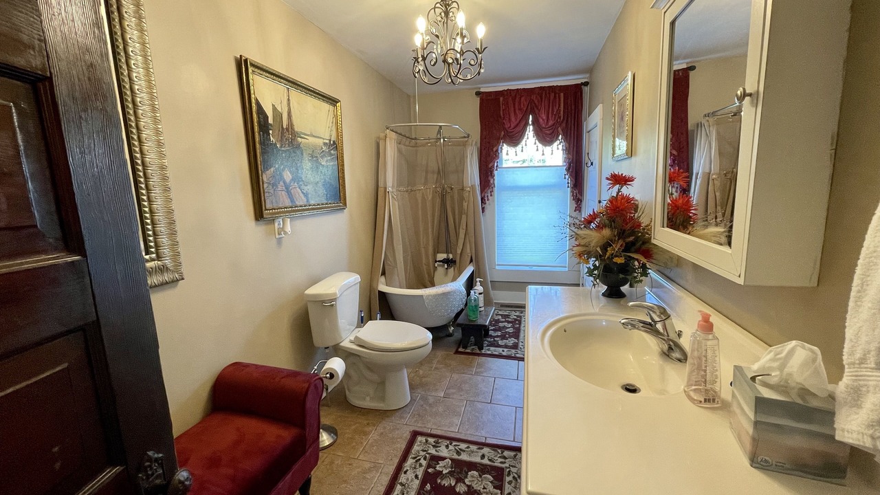 Photo of Bathroom in Copper Hill