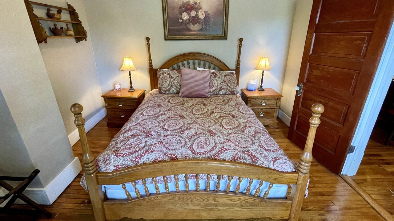 Photo of Bedroom in Copper Hill