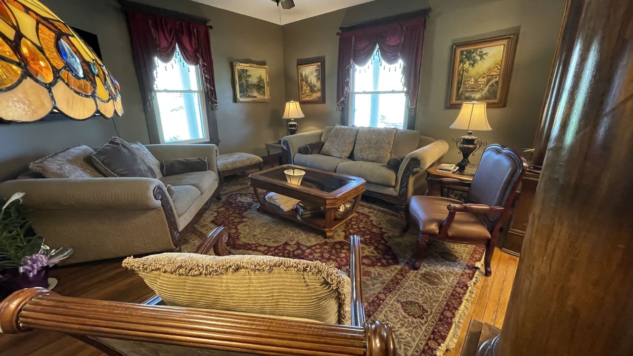 Photo of Livingroom in Copper Hill
